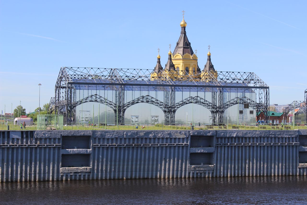 Металлические пакгаузы на Стрелке в Нижнем Новгороде