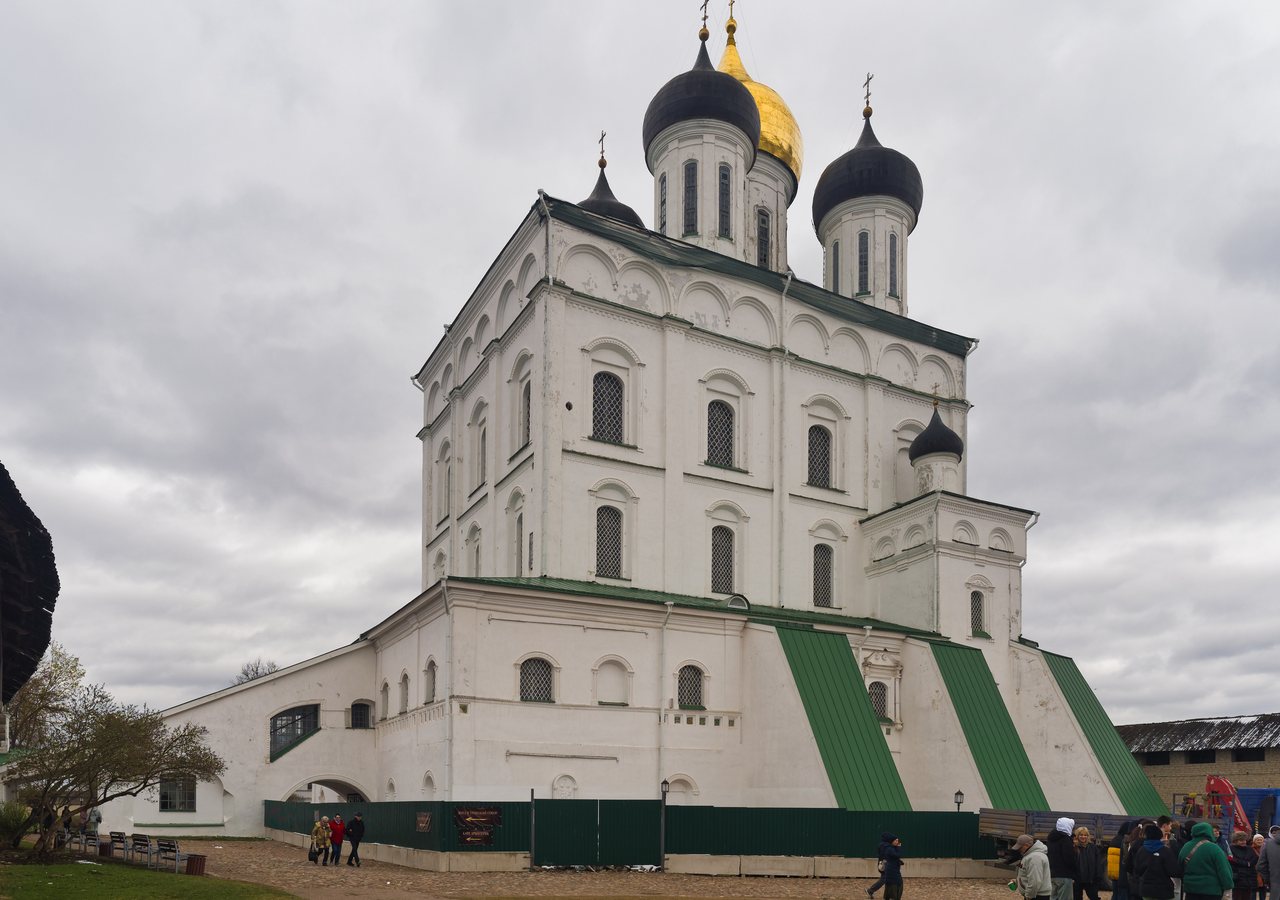 Троицкий собор в Псковском кроме