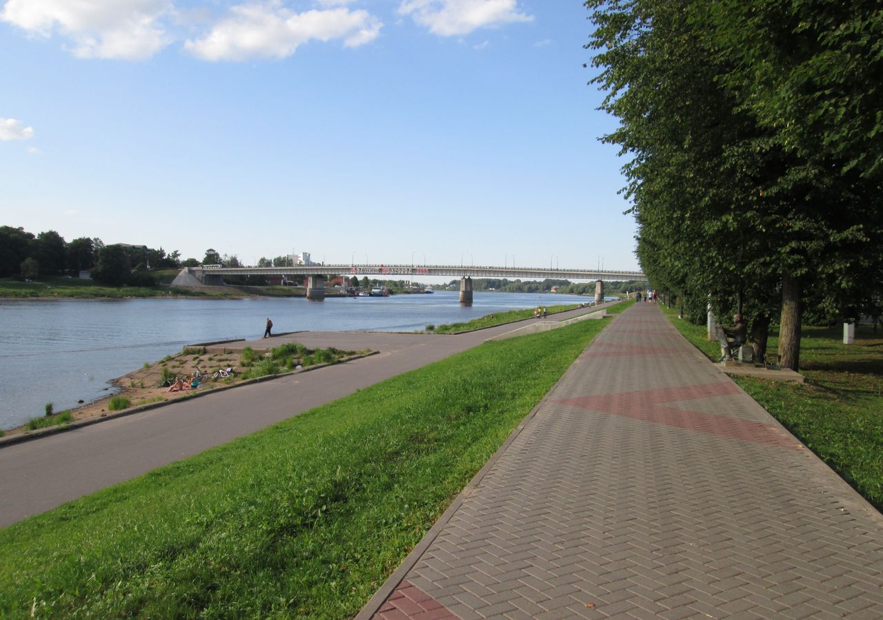 Набережная Волхова в Великом Новгороде