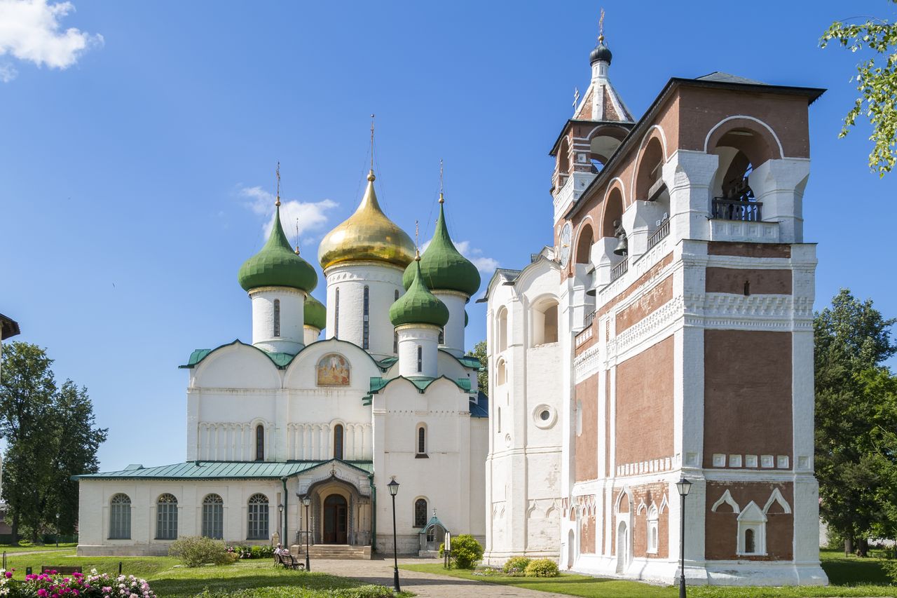 Спасо-Преображенский собор и звонница в Суздале