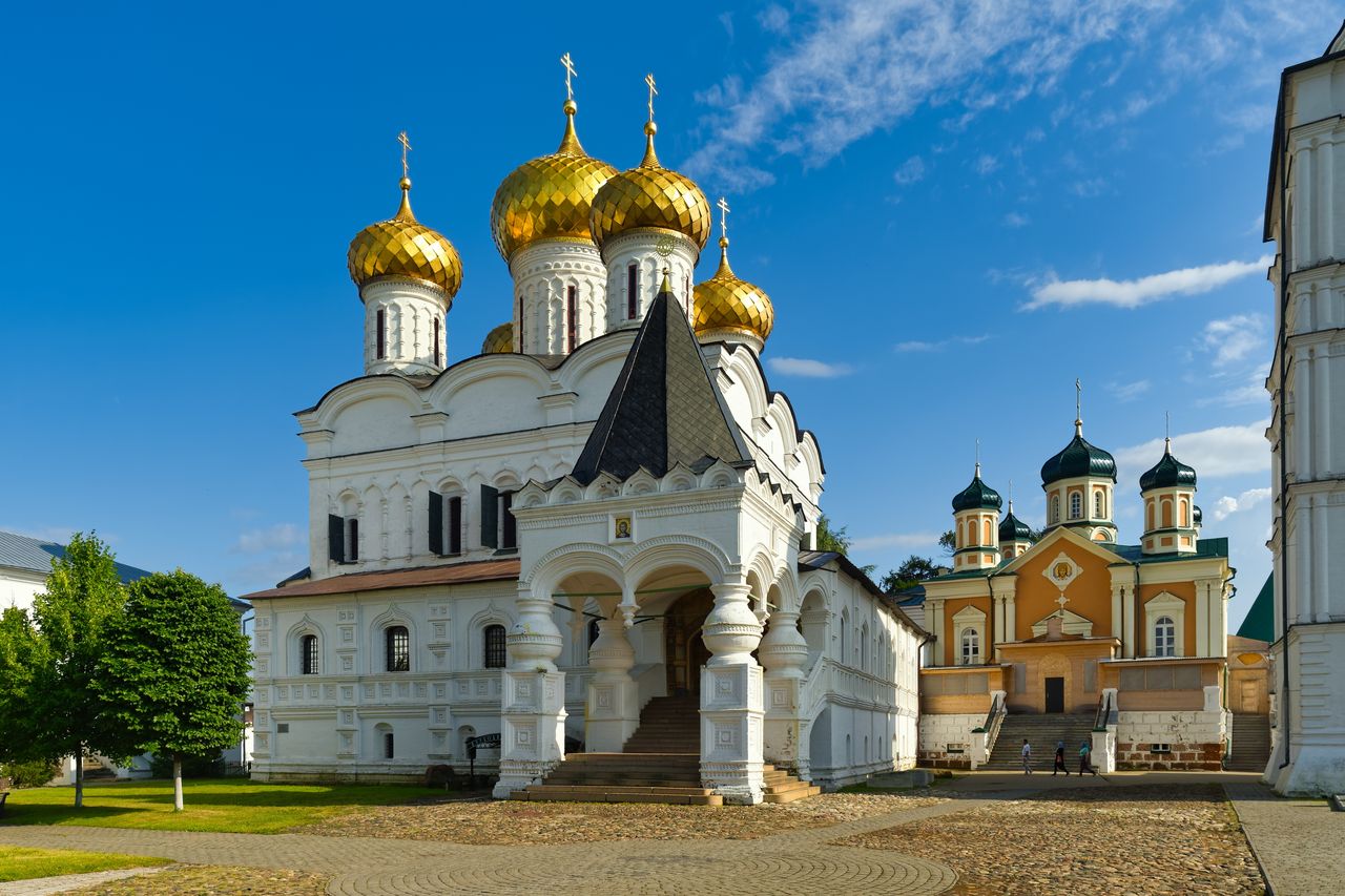 Троицкий собор Ипатьевского монастыря в Костроме