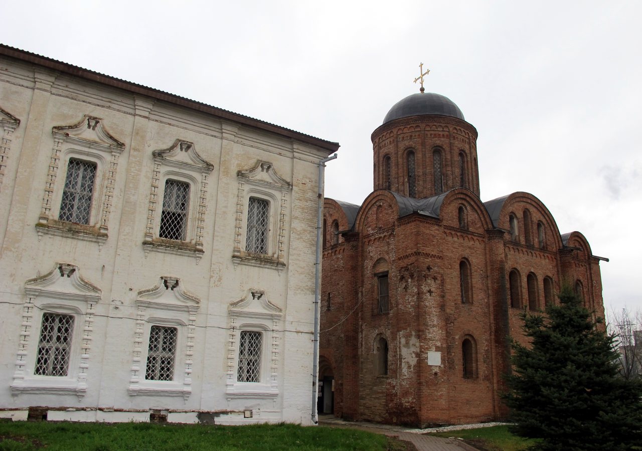 Церковь Петра и Павла XII века на Городянке в Смоленске